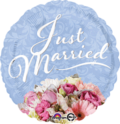 17" Just Married Bouquet