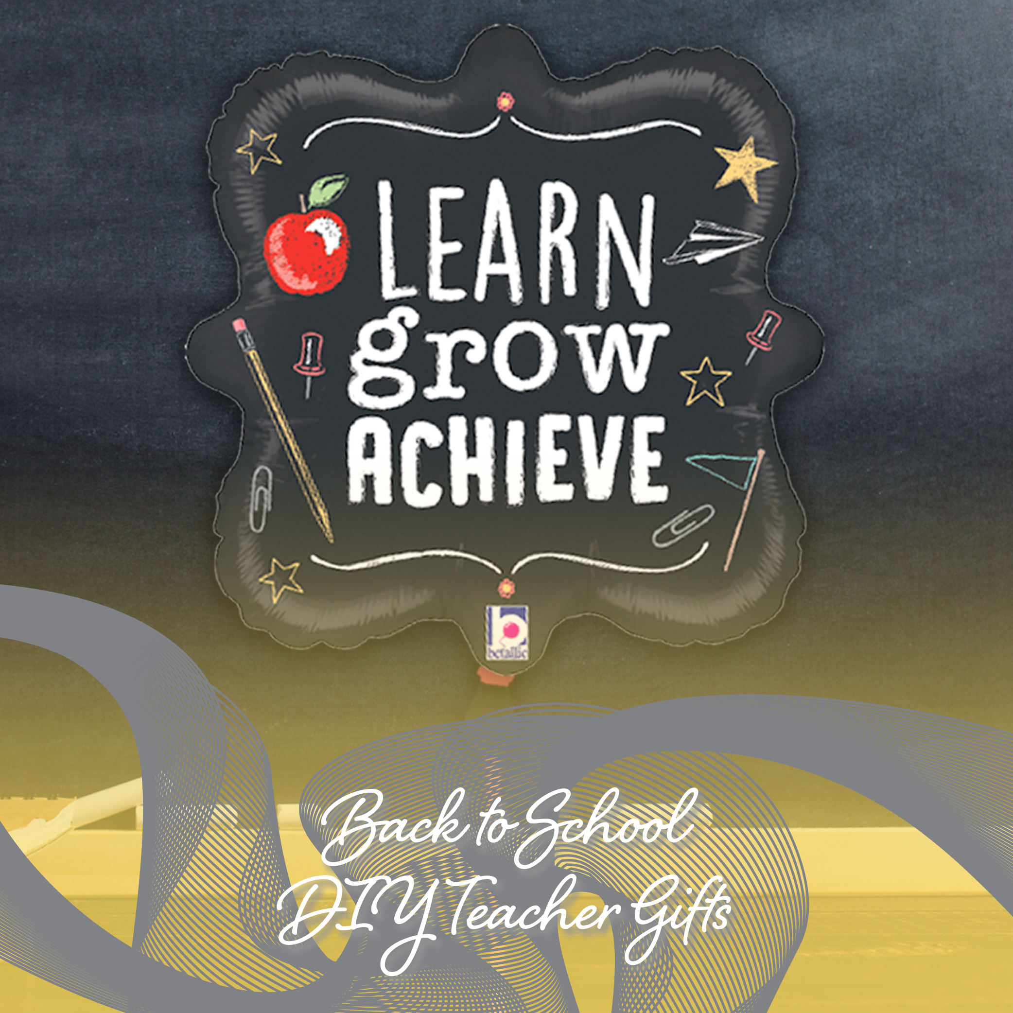 a sign that says learn grow achieve on it